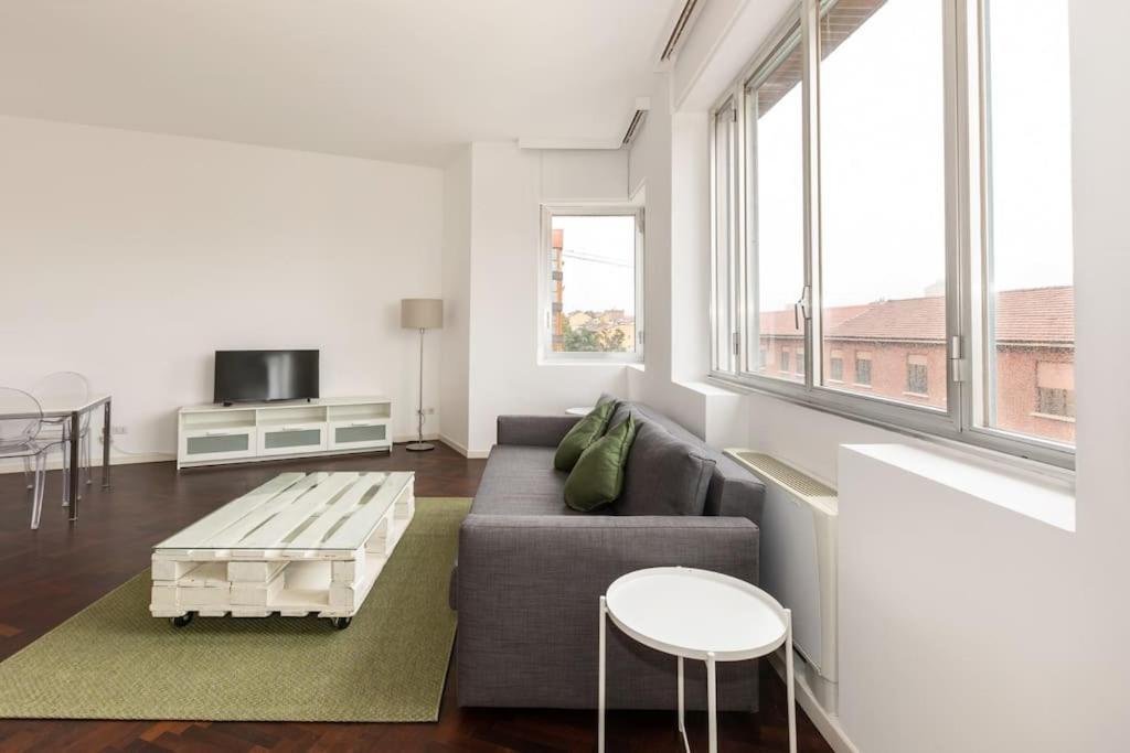 Appartamento Elegante Bilocale Porta Genova - Mirable Pm Milano Esterno foto