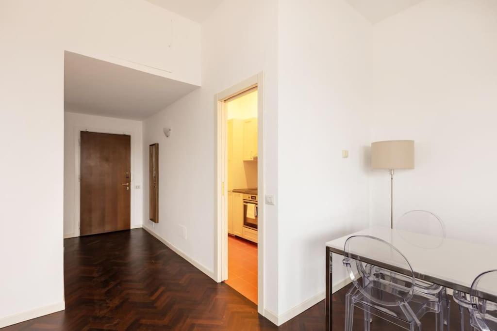 Appartamento Elegante Bilocale Porta Genova - Mirable Pm Milano Esterno foto